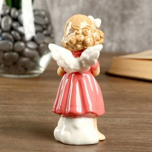 Сувенир керамика "Девочка-ангел в коралловом платье с сердечком" 11х4.8х5 см