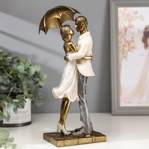 Сувенир полистоун романтика "Влюблённые под зонтом" беж 28х10,5х11,5 см