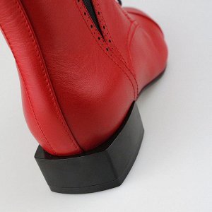 Ботинки Страна производитель: Китай
Вид обуви: Ботинки
Сезон: Весна/осень
Размер женской обуви x: 35
Полнота обуви: Тип «F» или «Fx»
Материал верха: Натуральная кожа
Материал подкладки: Текстиль
Каблу