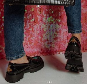 Туфли Страна производитель: Китай
Размер женской обуви x: 36
Полнота обуви: Тип «F» или «Fx»
Сезон: Весна/осень
Тип носка: Закрытый
Форма мыска/носка: Закругленный
Каблук/Подошва: Платформа
Высота каб