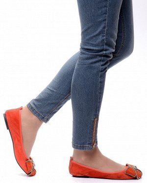 Балетки Страна производитель: Китай
Сезон: Лето
Цвет: Оранжевый
Размер женской обуви x: 36
Полнота обуви: Тип «F» или «Fx» \
Стиль: Повседневный
Материал верха: Замша
Материал подкладки: Натуральная к