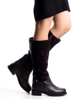 Сапоги Страна производитель: Китай
Размер женской обуви: 36
Полнота обуви: Тип «G»
Сезон: Зима
Вид обуви: Сапоги
Материал верха: Натуральная кожа
Материал подкладки: Евро
Каблук/Подошва: Каблук
Высота