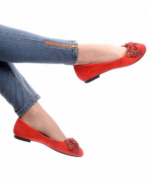 Балетки Страна производитель: Китай
Сезон: Лето
Тип носка: Закрытый
Размер женской обуви x: 36
Форма мыска/носка: Закругленный
Полнота обуви: Тип «F» или «Fx» \
Каблук/Подошва: Каблук
Высота каблука (