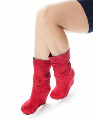 Сапоги Страна производитель: Китай
Полнота обуви: Тип «F» или «Fx»
Материал верха: Замша
Цвет: Бордовый
Материал подкладки: Натуральный мех
Стиль: Молодежный
Форма мыска/носка: Закругленный
Каблук/Под