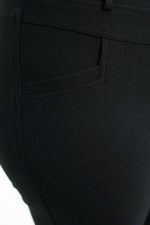 Брюки-2672 Модель брюк: Дудочки; Материал: Трикотаж; Фасон: Брюки
Брюки 7/8 плотные трикотаж черные
Однотонные брюки-стрейч выполнены из плотной мягкой ткани. Модель отлично сидит за счет комфортной р