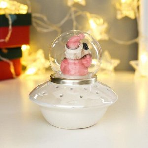 Сувенир керамика свет "Дед Мороз в розовом наряде на космическом корабле" 12х11х11 см