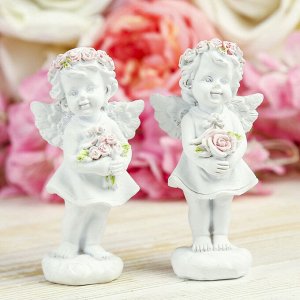 Фигурка полистоун «Ангел-девочка в розовом венке с розами», 12x5.2x3.3 см, МИКС