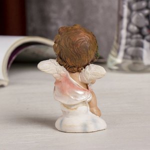 Сувенир полистоун "Ангел-малыш с листиком в волосах с сердцем/луком" МИКС 8,5х6х5 см