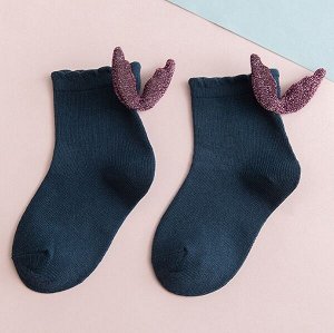 Носки Плотные высокие носки отличного качества
Материал - Хлопок
Размерная сетка - соответствует  возрасту