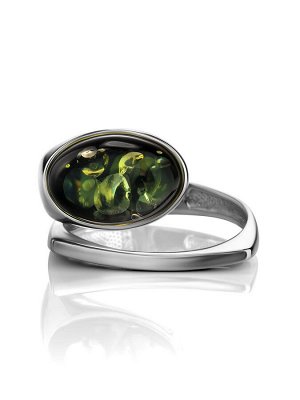 Серебряное кольцо с натуральным зелёным янтарём «Либерти»