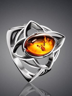 Серебряное кольцо «Амьен» со вставкой из коньячного янтаря, 9063121881