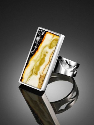 Элегантное серебряное кольцо «Модерн» со вставкой из натурального пейзажного янтаря, 006307094
