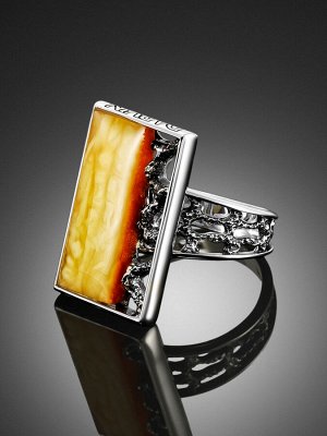 Серебряное кольцо «Модерн» прямоугольной формы со вставкой из медового янтаря, 006308333