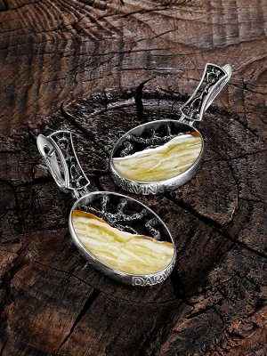 Серебряные серьги «Модерн» овальной формы с крупными вставками медового янтаря, 006508315