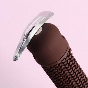 Расчёска массажная, с магнитом, прорезиненная ручка, 4 x 23 см, цвет коричневый