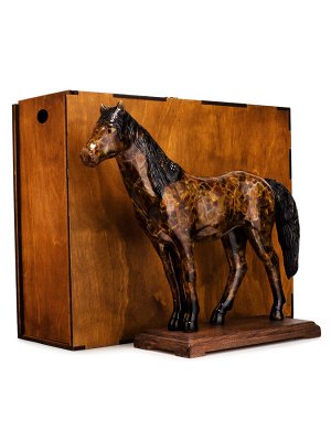 Декоративная статуэтка из натурального балтийского янтаря «Лошадь»
