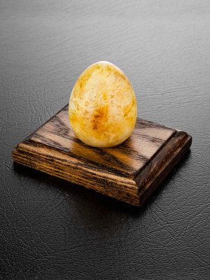 Пасхальное яйцо из живописного формованного янтаря на подставке, 005503202
