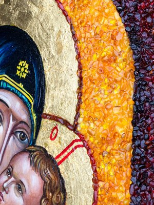 Рукописная Икона Божией Матери «Елеуса», украшенная янтарём, 006907229