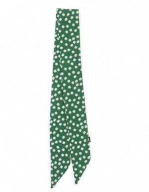 Шарф "7. стильных способов носить узкий шарф Способ 1: стандартный
Узкий шарфик проще всего носить, сделать один оборот вокруг шеи, а концы оставить свисающими на груди. Способ 2: сбоку
В качестве аль