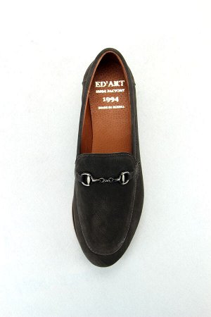 Туфли можем выполнить только на черной подошве. Высота каблука: 1. Материал верха: Кожа. Внутренний материал: Кожа. Материал подошвы: Тунит. Цвет: Коричневый. Таблица размеров: 35 -, 36 - 24, 37 - 24.