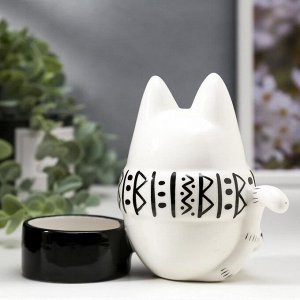 Сувенир керамика подсвечник "Котёнок в шарфике" бело-чёрный с золотом 11,1х7,5х15 см