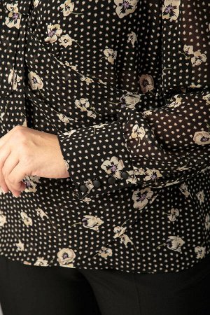 Блуза Блуза SandyNA 13812 черный цветы 
Состав ткани: ПЭ-100%; 
Рост: 170 см.

Блузка женская, на запах, с мягкими складками у бокового шва. Рукав втачного покроя, верхняя часть немного присборена, п