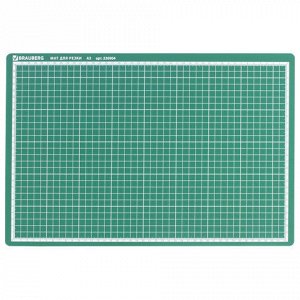Коврик (мат) для резки BRAUBERG 3-слойный, А3 (450х300 мм), двусторонний, толщина 3 мм, зеленый, 236904