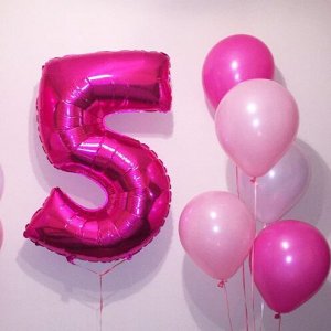 Набор воздушных шаров с цифрой "5"
