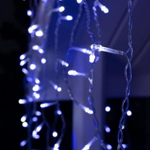 Гирлянда «Бахрома» 4 ? 0.6 м, IP44, прозрачная нить, 180 LED, свечение бело-синее, мигание, 220 В