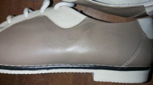 Туфли Страна производитель: Турция
Размер женской обуви x: 36
Полнота обуви: Тип «F» или «Fx»
Сезон: Весна/осень
Тип носка: Закрытый
Форма мыска/носка: Закругленный
Каблук/Подошва: Каблук
Высота каблу