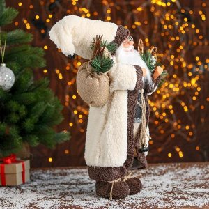 Дед Мороз "В белом тулупе со снегоступами" 26х45 см