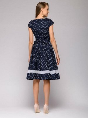 Платье темно-синее с мелким принтом и короткими рукавами