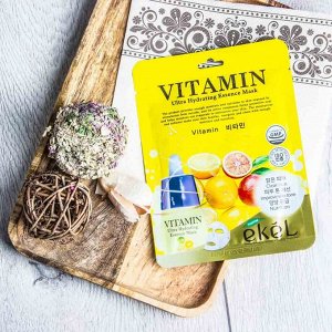 Ekel cosmetics Тканевая маска для лица   с витамином С, для всех типов кожи Ekel Vitamin Ultra Hydrating Essence Mask