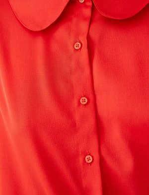 рубашка Материал: %100 Полиэстер Параметры модели: рост: 178 cm, грудь: 80, талия: 58, бедра: 89 Надет размер: 36