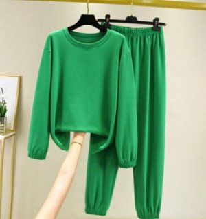 Женский костюм, кофта и штаны, зеленый