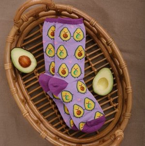 15555 Дизайнерские носки серии Весело и вкусно "Авокадо. Улыбаемся и машем" р-р 36-41 (сиреневый, бордовые манжета мысок, пятка), 2690000015555