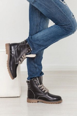 Черные кожаные ботинки Comfort