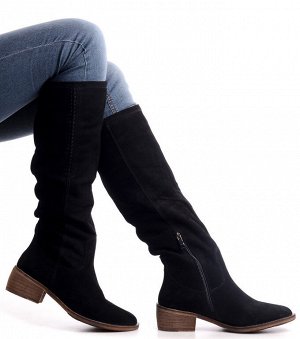 Сапоги Страна производитель: Китай
Полнота обуви: Тип «F» или «Fx»
Материал верха: Нубук
Цвет: Черный
Материал подкладки: Натуральный мех
Стиль: Городской
Форма мыска/носка: Закругленный
Каблук/Подошв