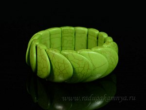 Браслет из говлита тонированного (имитация кахолонга) чешуя 25мм зеленый