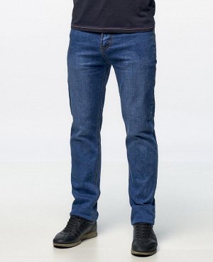 Джинсы CLC 7007
Классические пятикарманные джинсы прямого кроя с застежкой на молнию и пуговицу. 
Состав: 90% - хлопок, 10% - полиэстер.
Страна производитель: КНР.
Сезон: Демисезон.