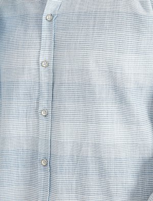 Рубашка Материал: %100  Хлопок Параметры модели: рост: 190 cm, грудь: 80, талия: 98, бедра: 98 Надет размер: M