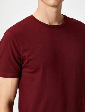 футболка Материал: %95 Хлопок, %5 Эластан Параметры модели: рост: 188 cm, грудь: 98, талия: 82, бедра: 95 Надет размер: S