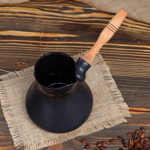 Кофейный набор черный, матовый, 3 предмета: турка с деревянной ручкой 0.6 л; кружки 0.2 л, 1 сорт