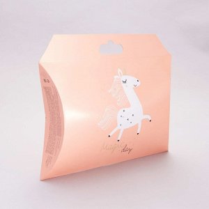 Подарочная коробка - розовый