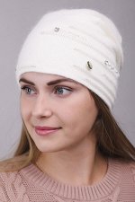 Женская шапка