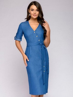 Платье голубое длины миди на пуговицах с глубоким вырезом
