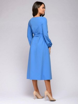 Платье голубое длины миди с объемными рукавами
