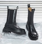 Женские ботинки