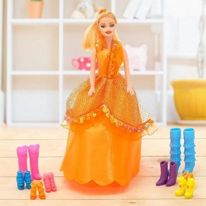 Кукла модель "Дженифер" с набором обуви, МИКС