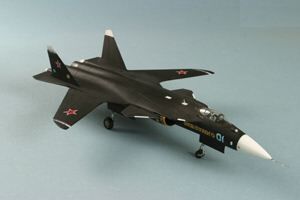 Сборная модель 7215ПН  Самолёт Су-47 "Беркут"